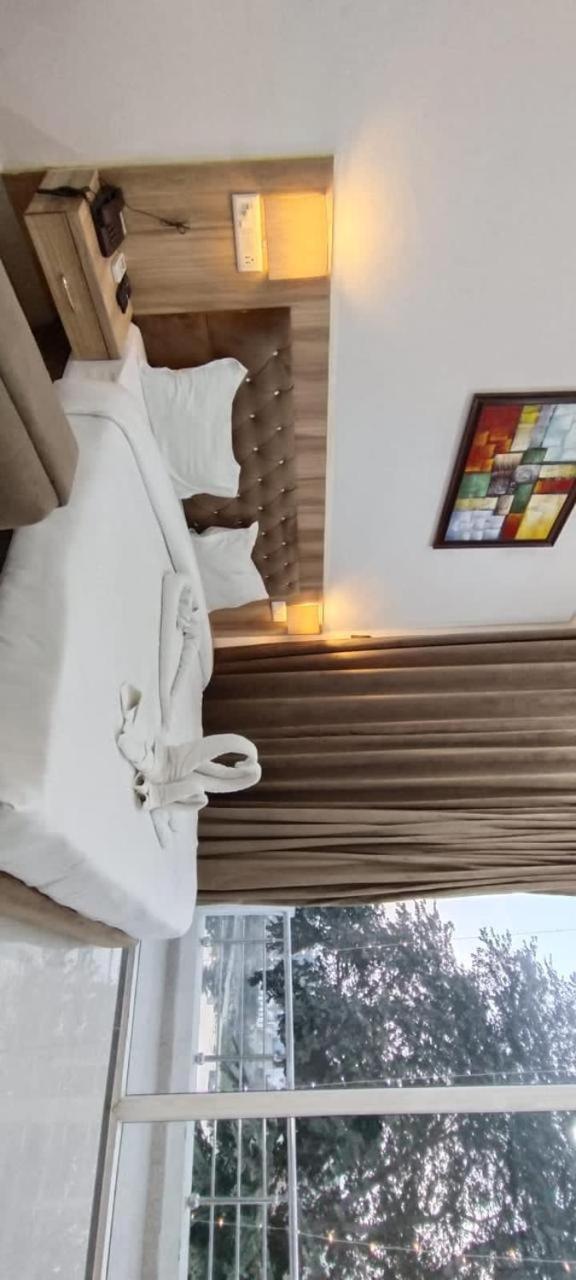 Hotel Lakeview By Bookingcare Chhatarpur Ngoại thất bức ảnh
