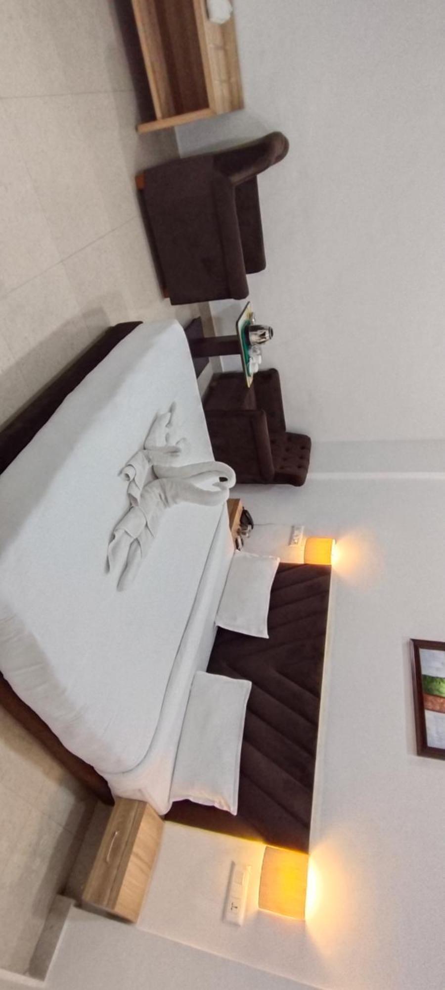 Hotel Lakeview By Bookingcare Chhatarpur Ngoại thất bức ảnh
